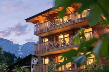 Alpenparks Hotel & Apartment Hochkönig