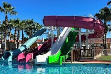 هتل Camping Lo Monte