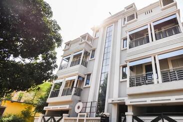 هتل Flagship 75693 Pradhan Palace