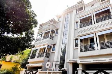 هتل Flagship 75693 Pradhan Palace