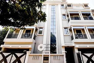 هتل Flagship 75693 Pradhan Palace
