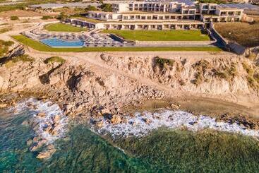 هتل Robinson Ierapetra