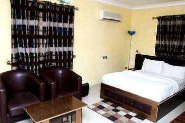 Jonaith Hotels & Suites