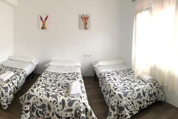Albergue Pensión Cabo Da Vila