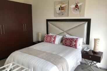 Coral Beach Bed & Breakfast