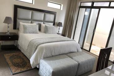 Coral Beach Bed & Breakfast