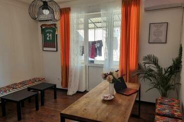 Downtown Belgrade Hostel And Apartments