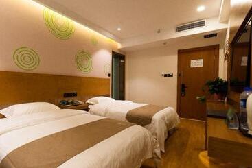 هتل Greentree Inn Qinhuangdao Beidaihe