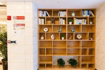 هتل Greentree Inn Qinhuangdao Beidaihe