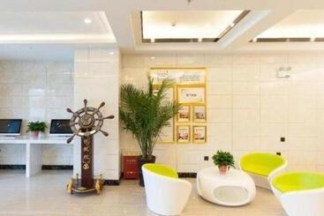 هتل Greentree Inn Qinhuangdao Beidaihe