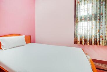 فندق Spot On 60818 Sheetal Guest House