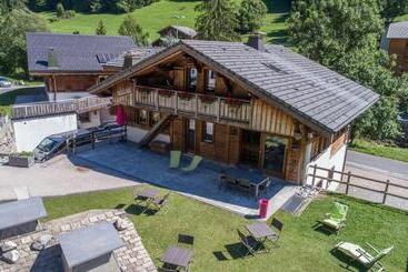 Bed And Breakfast Chalet Manava