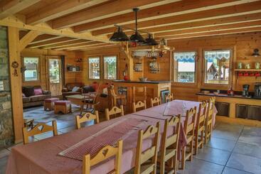 Bed And Breakfast Chalet Manava