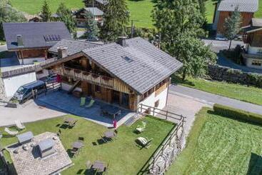 Bed And Breakfast Chalet Manava