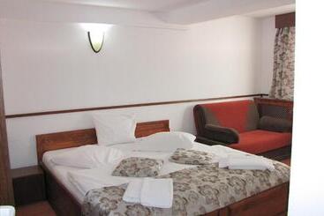 تختخواب و صبحانه Villa Elitte Predeal