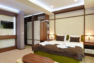 هتل Green Life Boutique Apartments