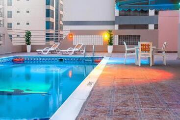 Sea Diamond Plaza Apartments