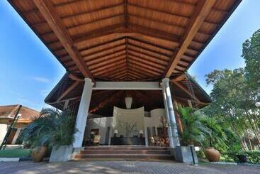 Tamarind Tree Garden Resort Katunayake