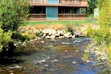 Twin Rivers By Alderwood Colorado Management