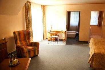 Landgasthof & Hotel Jagdhof