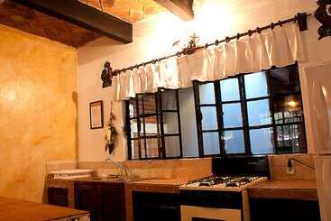 هتل Cabañas Quinta Patricia