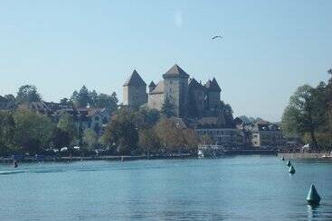هتل Best Western Kobalt Annecy Nord   Epagny