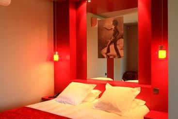 בית מלון כפרי Hôtel Auberge La Fenière  Les Collectionneurs