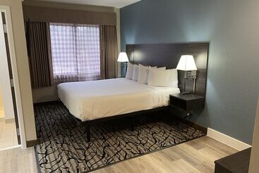 هتل Baymont By Wyndham Jackson/ridgeland