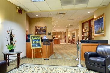 هتل Best Western Plus Chicago Hillside