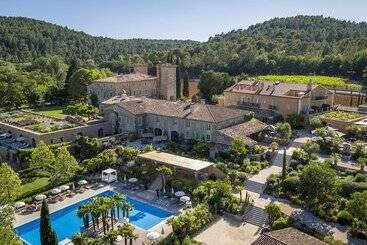 هتل Chateau De Berne