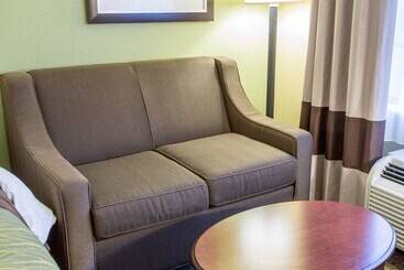 هتل Comfort Inn Shreveport I49