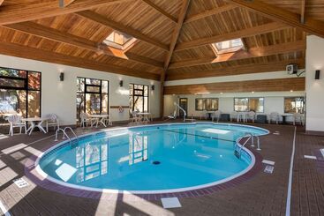 هتل Comfort Inn & Suites Branson Meadows