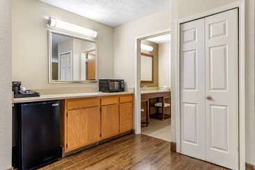 هتل Comfort Inn & Suites Cincinnati Eastgate