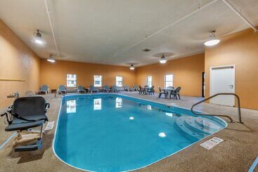 هتل Comfort Inn & Suites Cincinnati Eastgate
