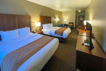 בית מלון כפרי Comfort Inn & Suites Midtown