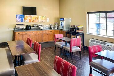 בית מלון כפרי Comfort Inn & Suites Midtown