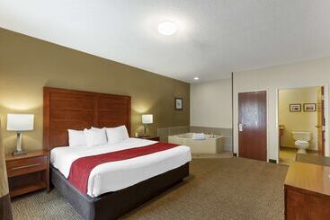 هتل Comfort Inn & Suites