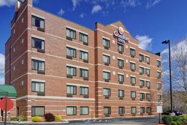 هتل The Inn At Woburn   Boston