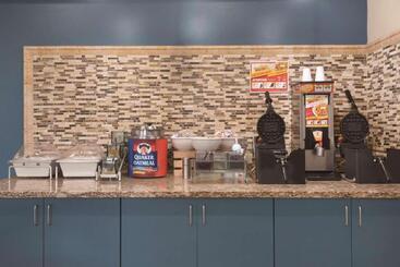 هتل Country Inn & Suites By Radisson, Eagan, Mn