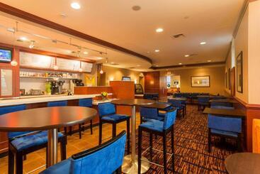 هتل Courtyard Boston Copley Square