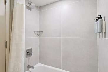 هتل Courtyard Burlington Williston