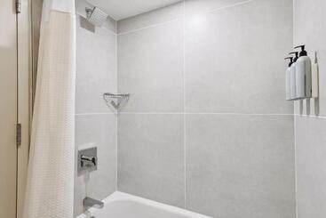 هتل Courtyard Burlington Williston