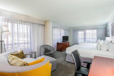 هتل Courtyard By Marriott Chattanooga Downtown