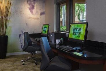 هتل Courtyard By Marriott Daytona Beach Speedway/airport
