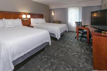 هتل Courtyard Bymarriott Albany