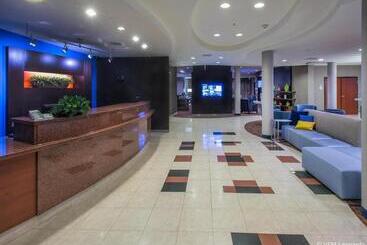 هتل Courtyard Bymarriott Albany