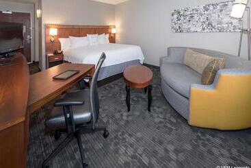 هتل Courtyard Bymarriott Albany