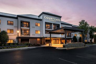 هتل Courtyard By Marriott Charlotte Ballantyne
