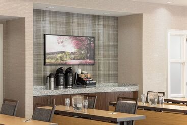 هتل Courtyard By Marriott Charlottesville   University Medical Center