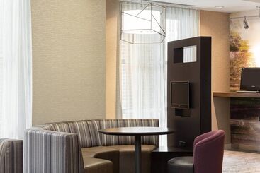 هتل Courtyard By Marriott Charlottesville   University Medical Center